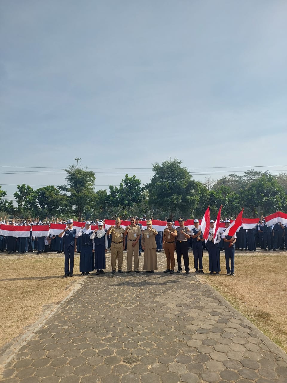 Forkopimda Goes To School SMPN 1 Bringin