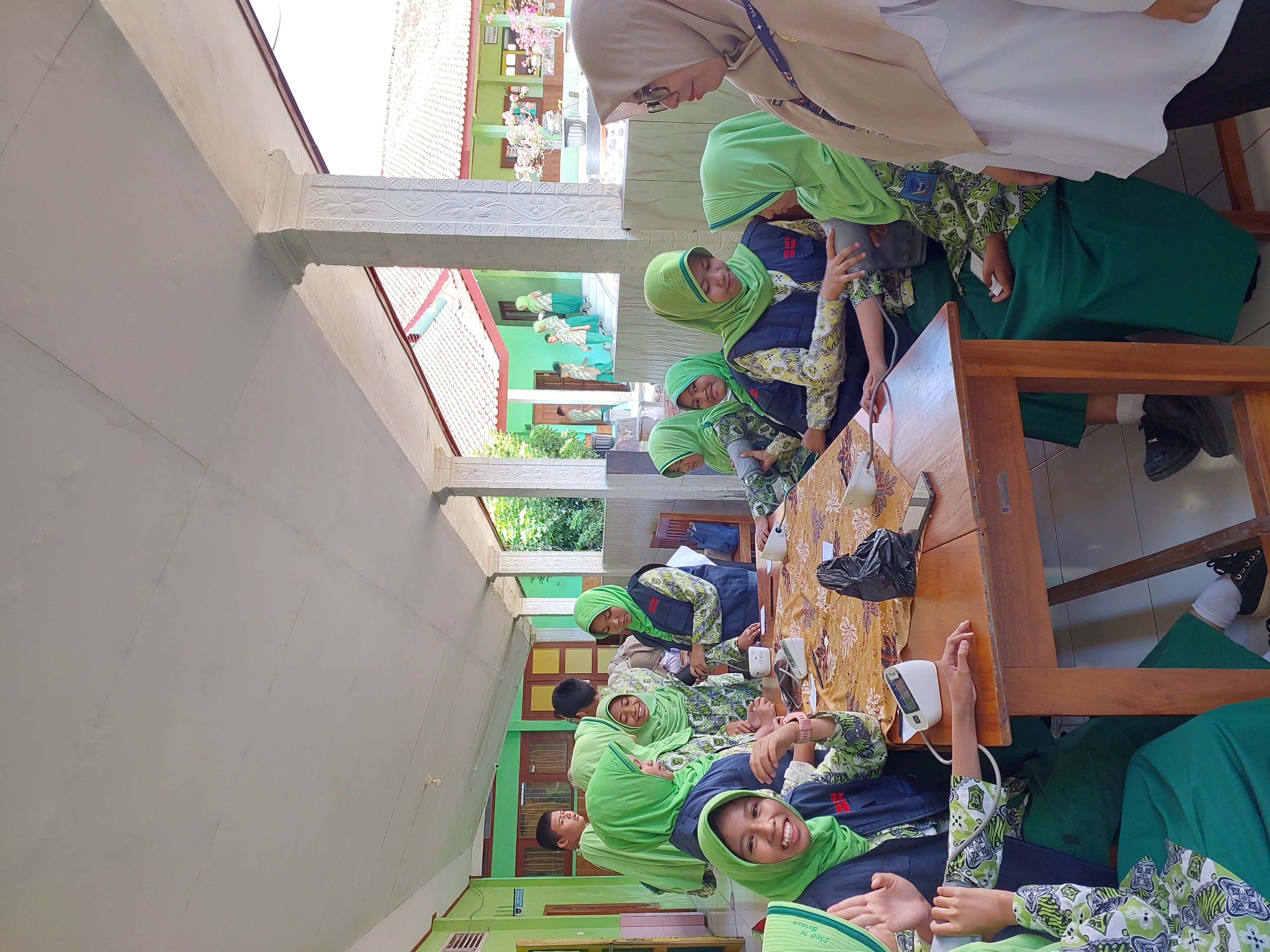 Galeri: Seminar Pertolongan Pertama Pada Luka Psikologis dan Cek Kesehatan Gratis Bersama Puskesmas Bringin - Foto 1